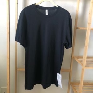 Lululemon black 5 year basic tee nwt
